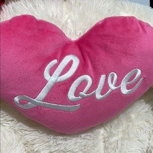 Meet your Posher, Aidee